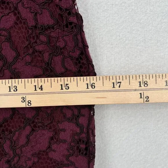 ALEXIS Evie Lace Midi Sheath Dress Womens Small Burgundy Crew Neck Cold Shoulder - Picture 15 of 16